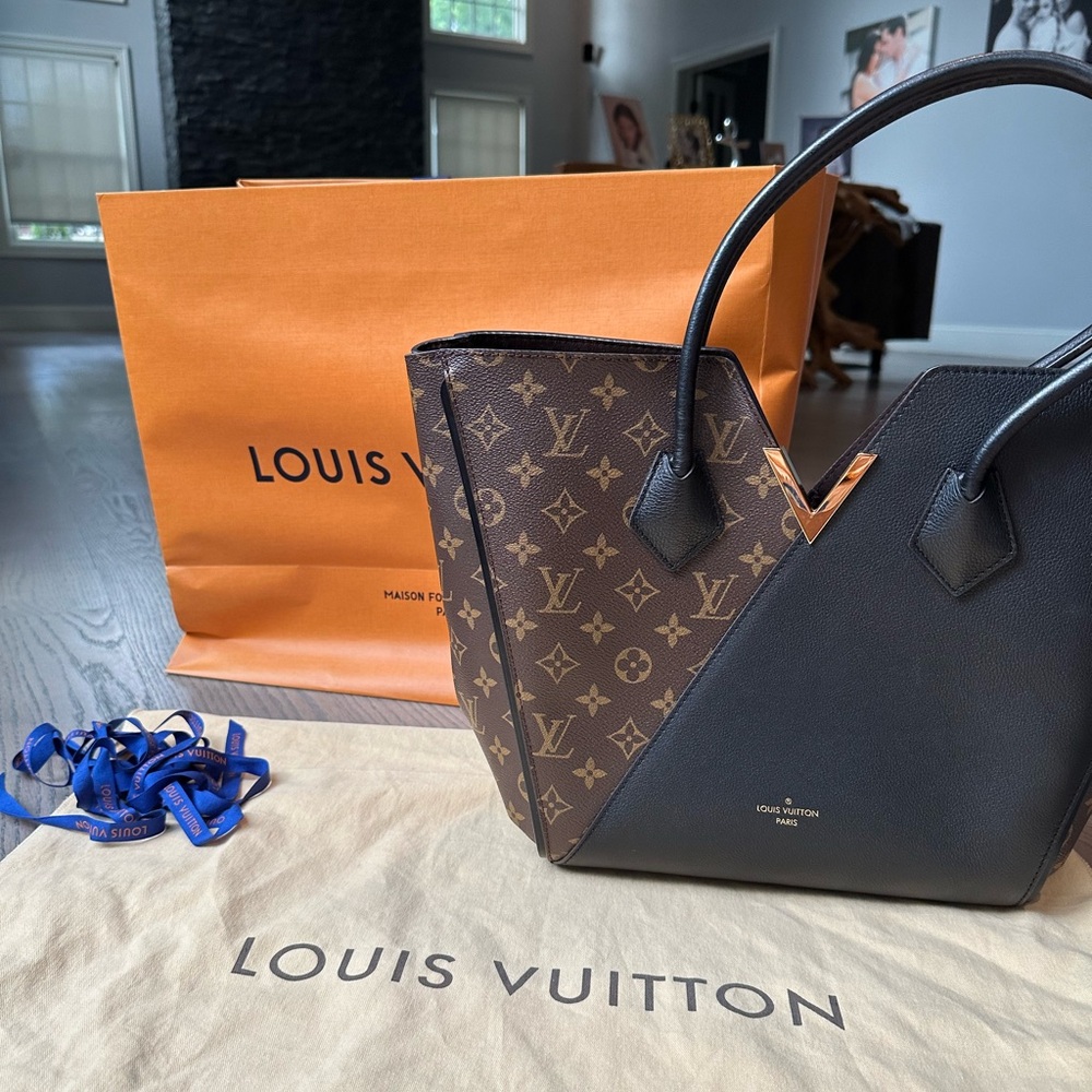 Louis Vuitton Kimono MM Monogram Canvas and Leather Tote Bag